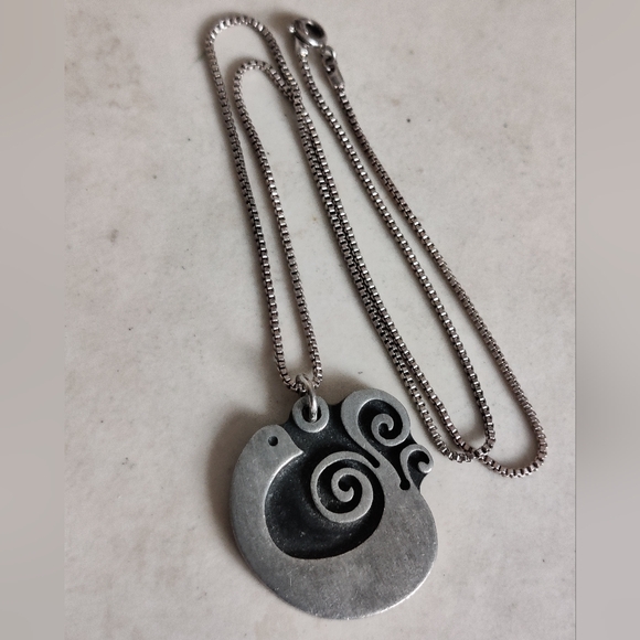 Vintage Sweden Artist R.Tennesmed Bird Necklace Pewter MCM - Picture 10 of 13